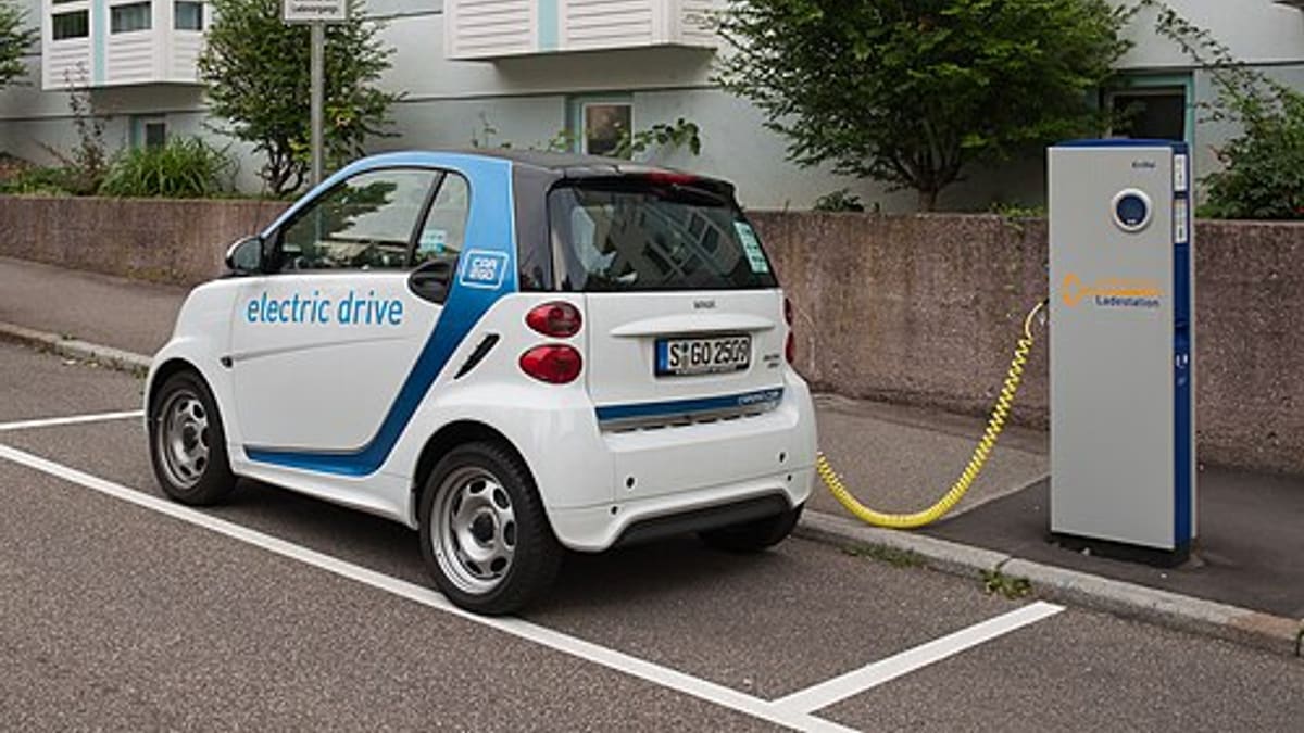 EV Charger Installation and Maintenance Software: Site Surveys, Commissioning, Uptime and Service