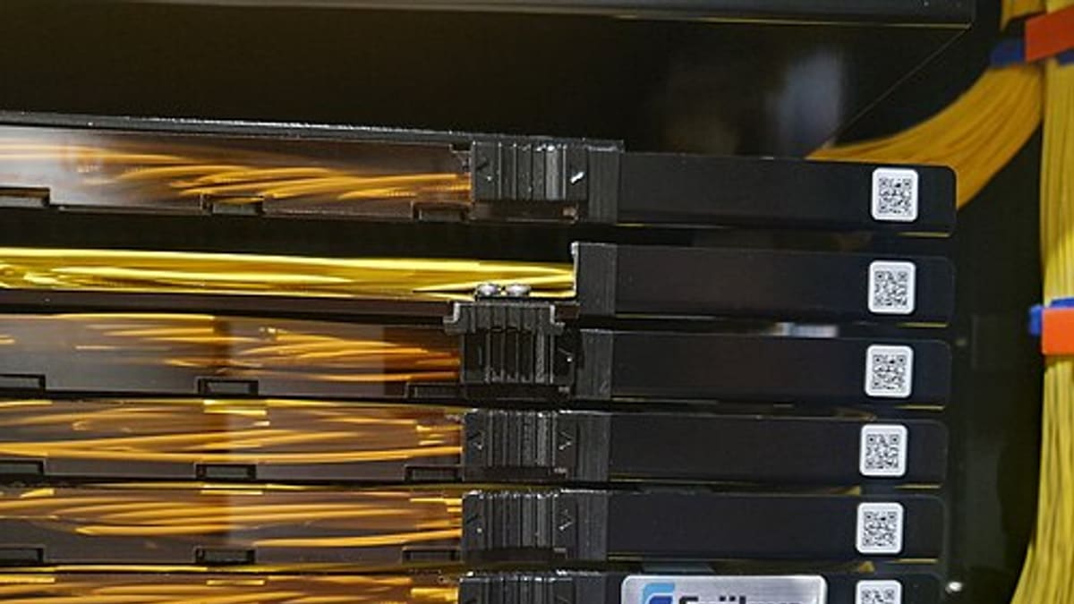 Fibre Optic Installation Field Software: Route Work, Splicing Records, Testing and Faults