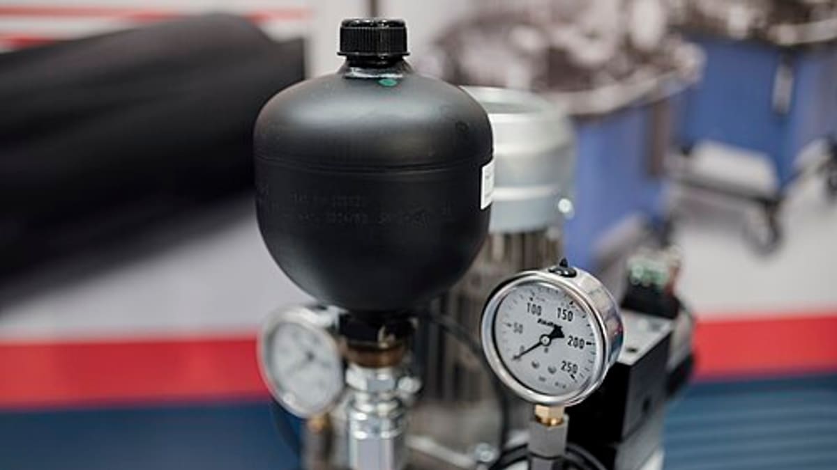 Software for Instrumentation and Control Service Companies: Loop Checks, Calibration Visits and Plant Records