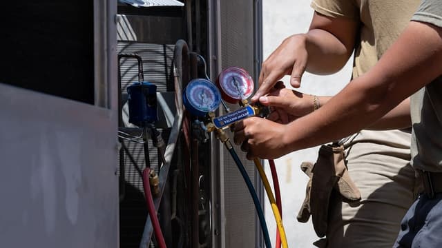 HVAC Field Service Management Software: Jobs, AMCs and a Technician App Built for AC Service Companies