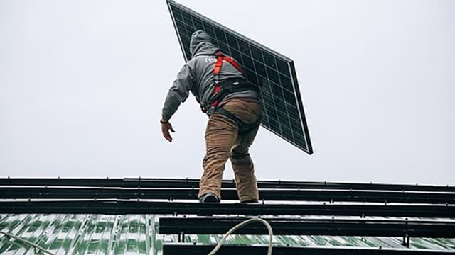 Solar EPC Project Management Software: From Site Survey and Design to Commissioning and Handover